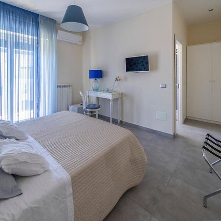 B&B Attico 160 Катанія Екстер'єр фото