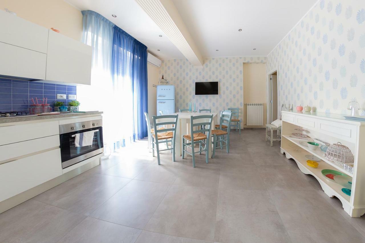 B&B Attico 160 Катанія Екстер'єр фото