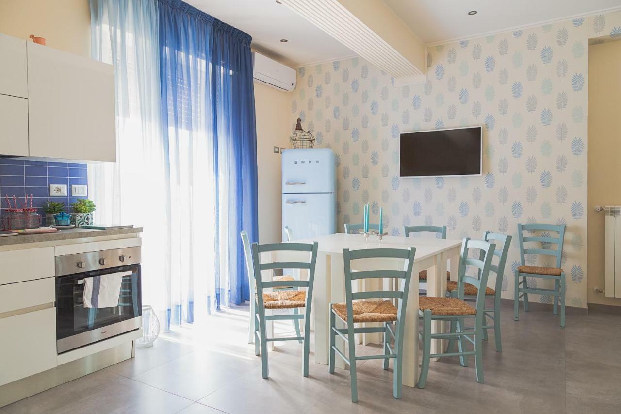 B&B Attico 160 Катанія Екстер'єр фото